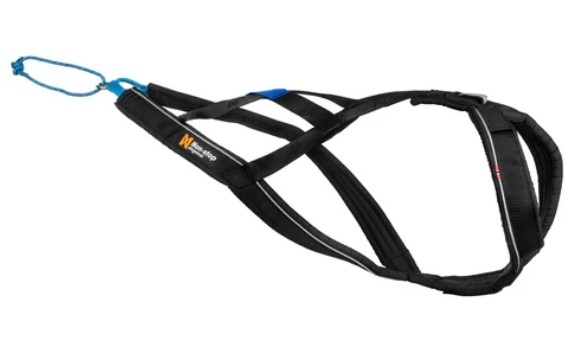 Ergonomisk trekksele utviklet for hundekjøring. Selen er grundig testet over en distanse som tilsvarer 16 ganger rundt jorden.

